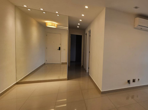 Vendo excelente apartamento com 3 quartos, sendo um suíte, 77 m2, no condomínio Ecolife, no Recreio