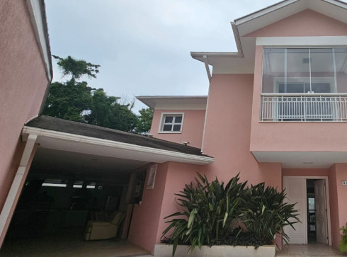 Casa Duplex para Locação | Condomínio Dream Village