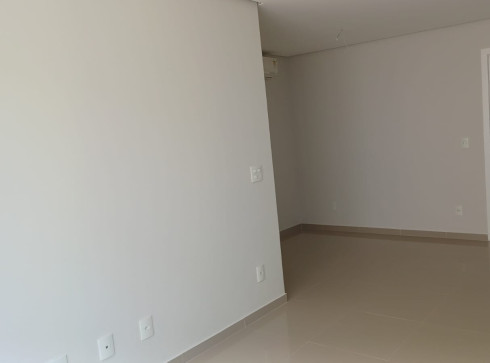 VENDO EXCELENTE COBERTURA, 149m², ÓTIMA LOCALIZAÇÃO