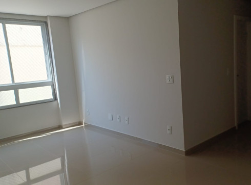 VENDO EXCELENTE COBERTURA, 149m², ÓTIMA LOCALIZAÇÃO