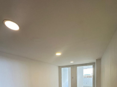 Locação de Loja Comercial no Condominio Barra Plaza