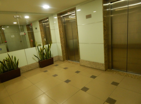 VENDO Loja no Blue Center Mall - Barra da Tijuca