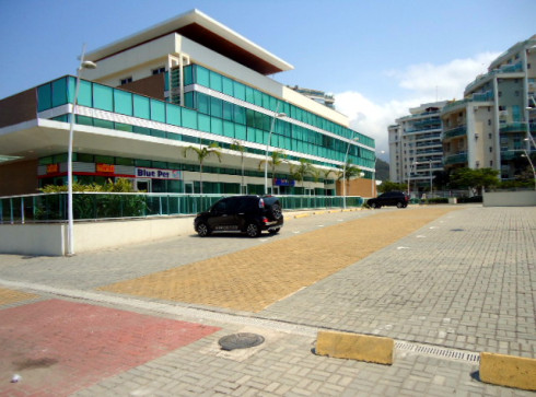 VENDO Loja no Blue Center Mall - Barra da Tijuca