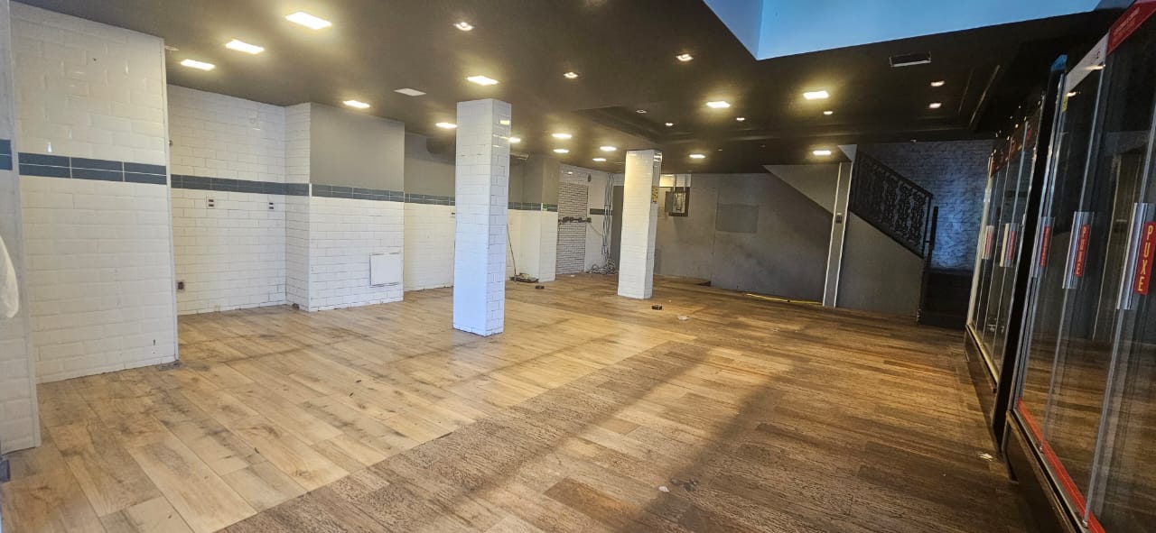 Loja Triplex para Locação no Blue Center Mall