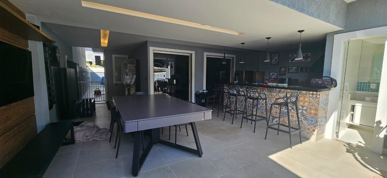 VENDO casa duplex no condomínio Vivendas do sol, 260m²