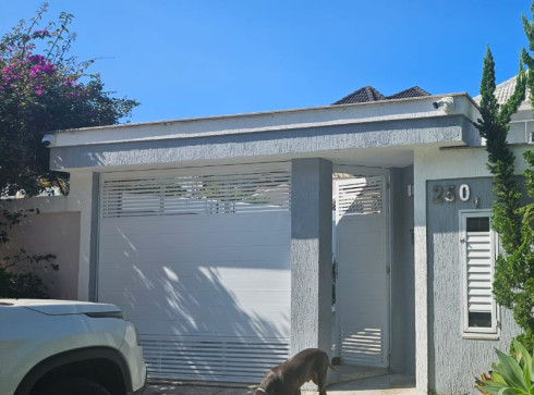 VENDO casa duplex no condomínio Vivendas do sol, 260m²