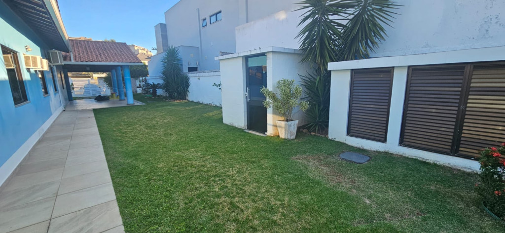 Casa Linear à Venda no Condomínio Rio Mar – Barra da Tijuca