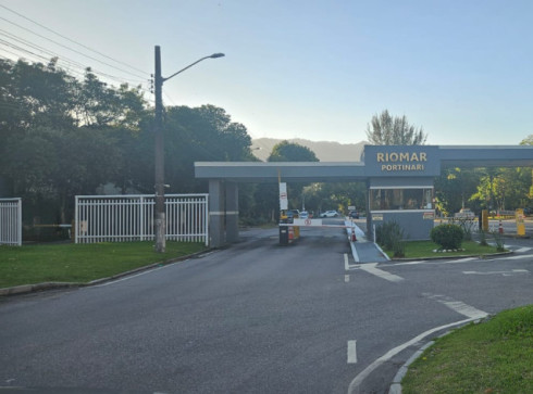 Casa Linear à Venda no Condomínio Rio Mar – Barra da Tijuca