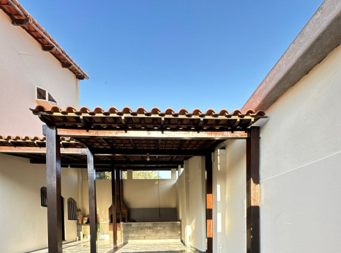 Casa ampla para locação — Rua Aratanha, Campo Grande, Rio de Janeiro