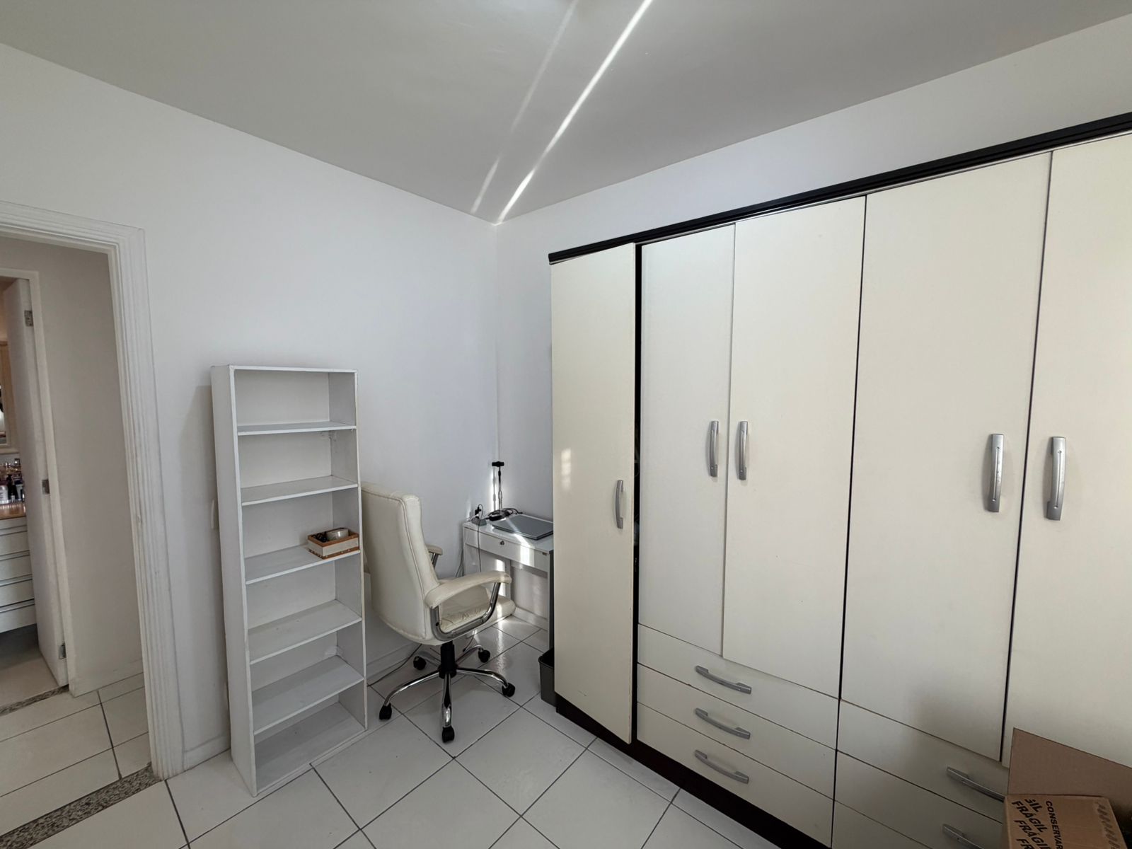 Apto 2 Quartos com Vaga no condominio Grumari – Avenida Prof. Fausto Moreira