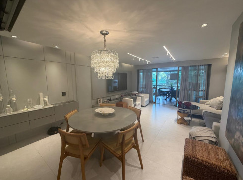 OPORTUNIDADE IMPERDÍVEL! APARTAMENTO MOBILIADO | PENÍNSULA | BARRA DA TIJUCA | 157m²