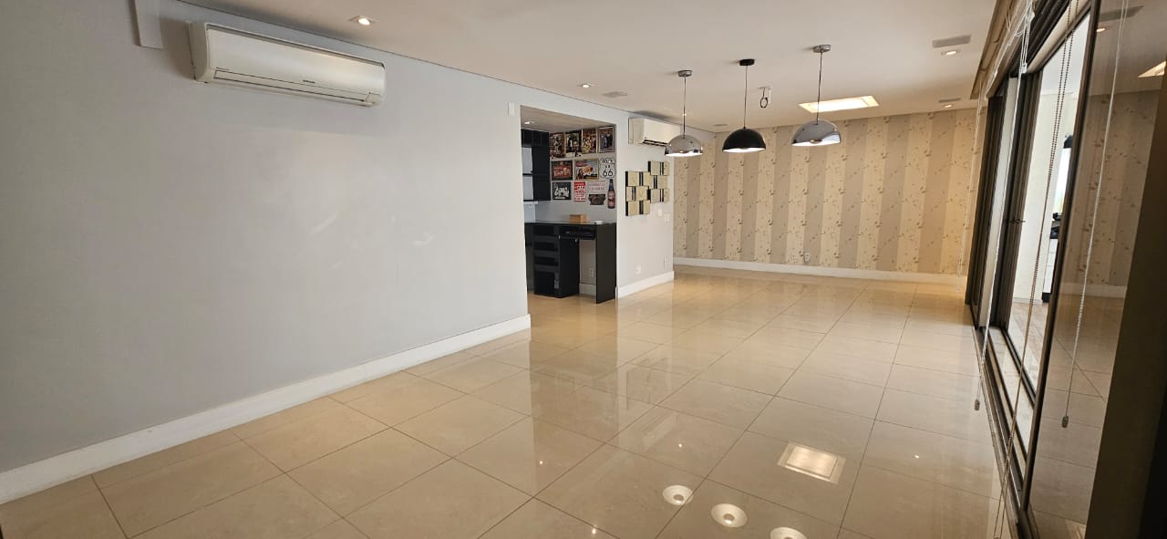 VENDO Apartamento no Condomínio Royal Blue com 165 m² - 3 Suítes