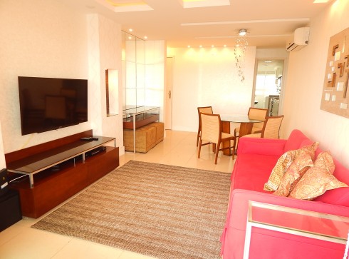 Apartamento para Alugar no Condomínio PRAIA DE ITAUNA— Barra da Tijuca