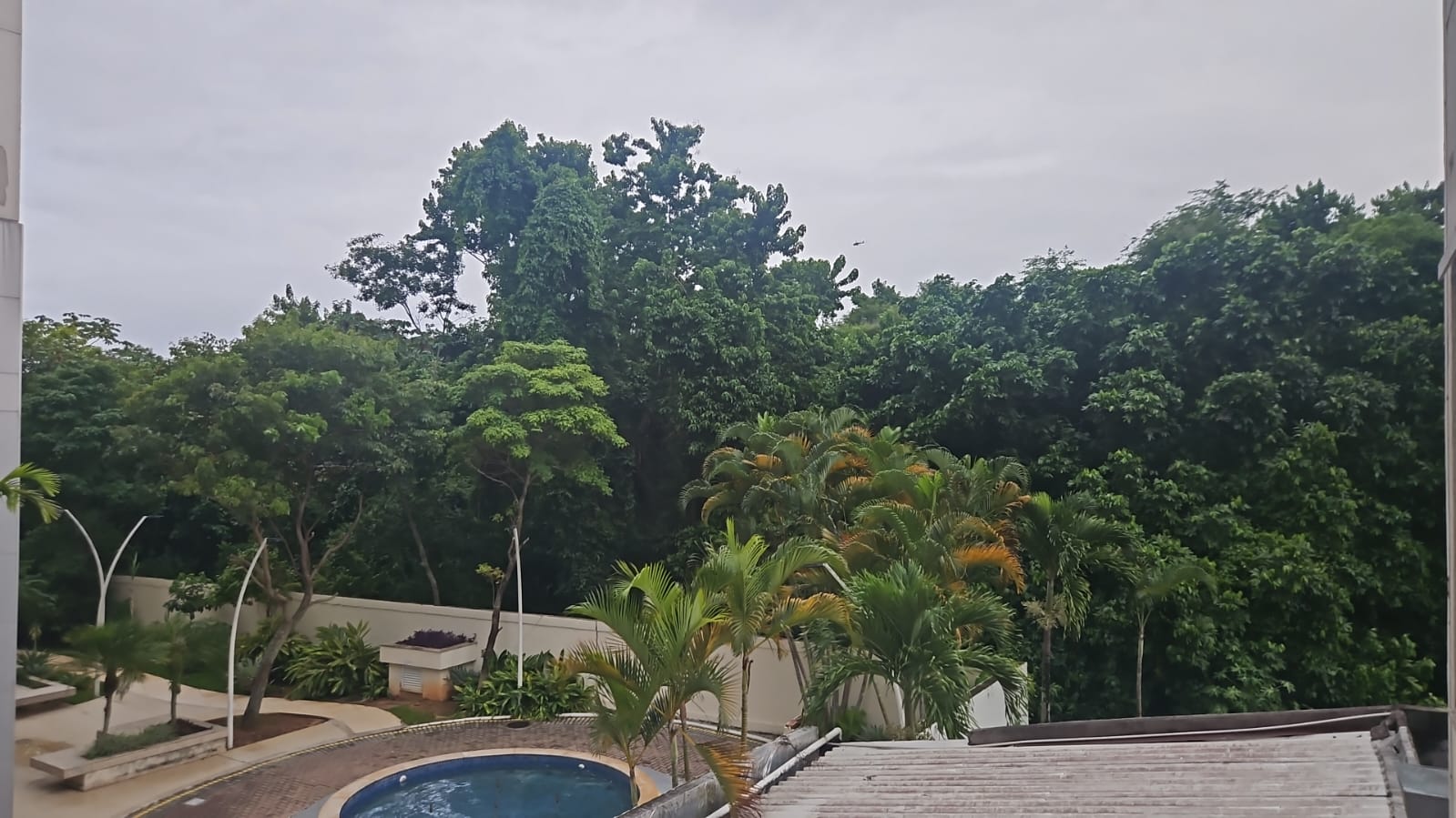 Sala comercial Aluguel Jacarepaguá  Rio de Janeiro